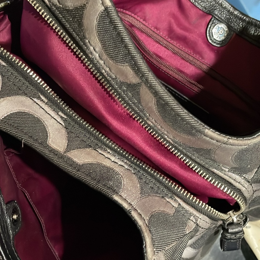 Coach Signature C’s Shoulder Madison Maggie Optic Art - Picture 5 of 5